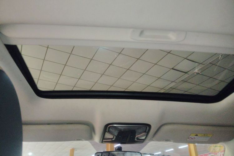 Used CHANGAN CS55 2018 1.5T Automatic Colorful Edition China V Standard
