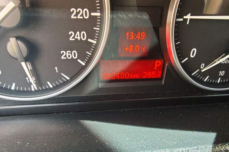 Used BMW X1 2013 sDrive18i Leading Model
