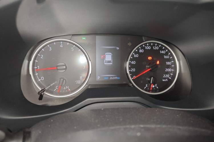 Used Toyota Wildlander 2022 Updated Version 2.0L CVT Two-Wheel Drive Leading Edition Odometer Close Up