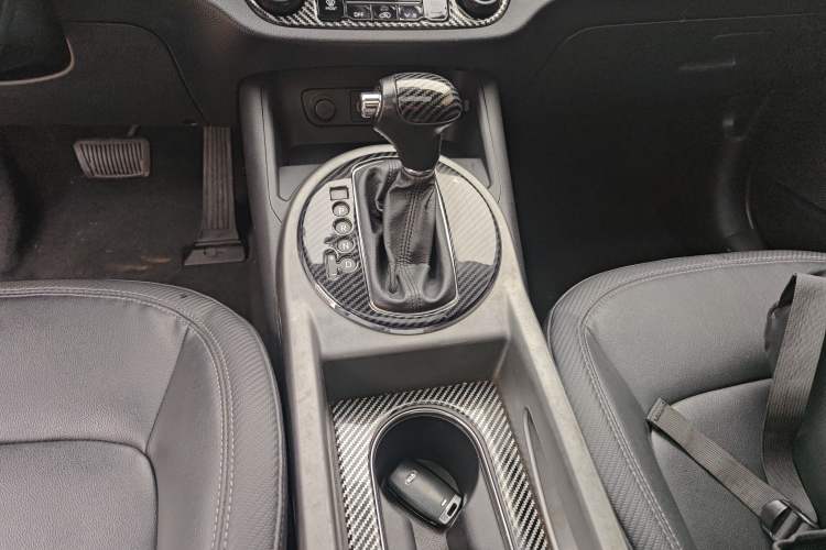 Used Kia Sportage R 2016 2.0L Automatic Two-Wheel Drive GLS Trim