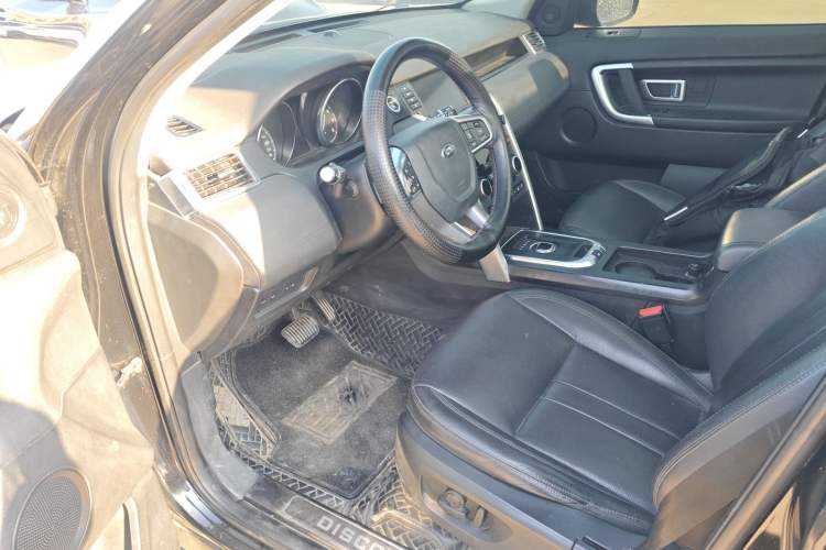 Used Land Rover Discovery Sport 2018 240 PS SE Version Driver Seat