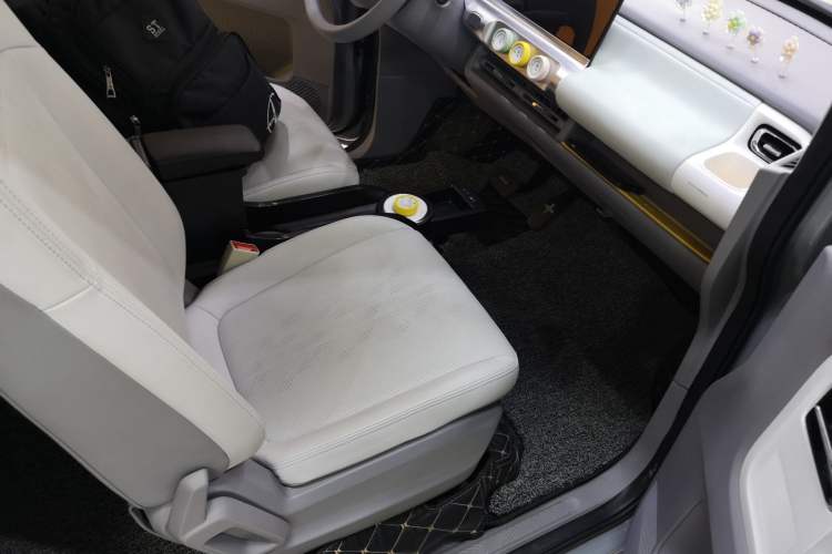 Used Wuling Air ev 2023 - Four Seats - Advanced Edition