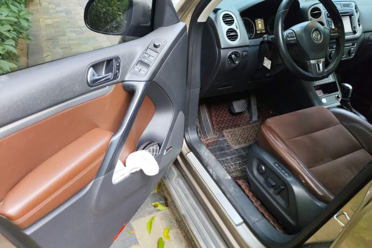 Used Volkswagen Tiguan 2013 2.0 TSI Automatic All-Wheel-Drive Flagship Edition
