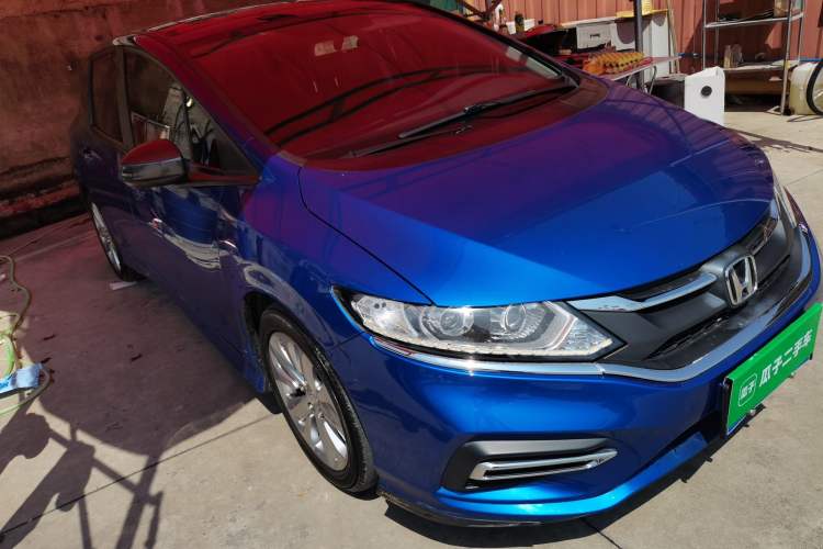 Used Honda Jade 2017 1.8L automatic Comfort version 5 seats
