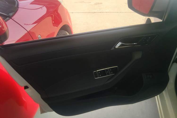 Used Volkswagen Jetta 2017 1.5L Automatic Fashion Model