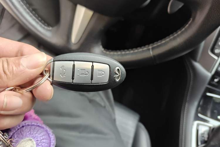 Used Infiniti Q50L 2015 2.0T Sport Edition
