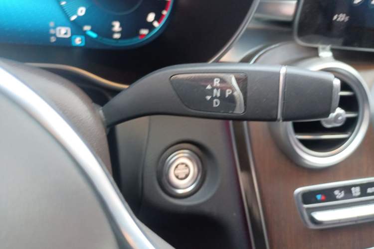 Used Mercedes-Benz GLC 2021 GLC 300 L 4MATIC Dynamic Model Gear Lever