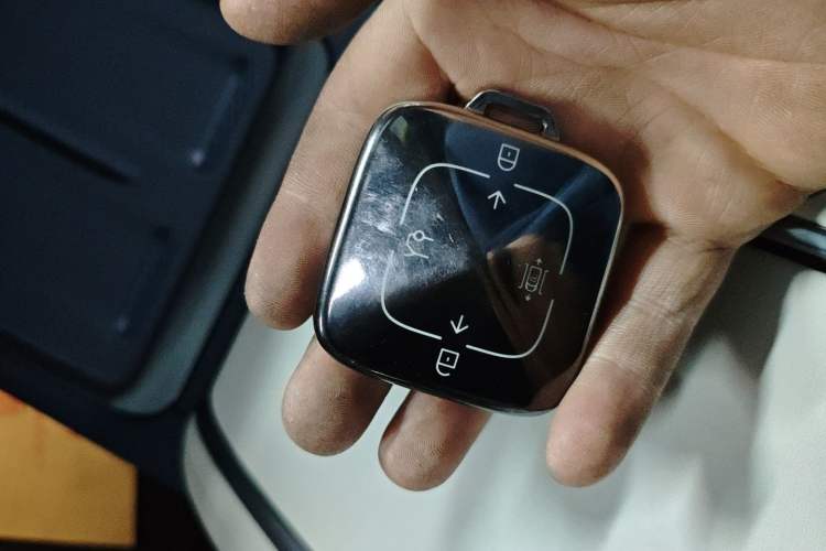 Used Zeekr 007 2025 Rear-Drive Intelligent Driving Version 75 kWh Vehicle Key