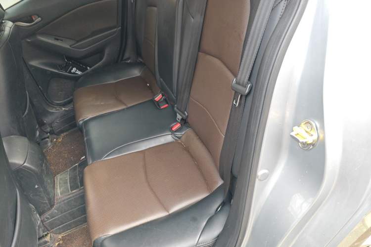 Used Mazda 3 Axela 2017 Sedan 1.5L Automatic Comfort Model China VI Standard Left Rear Seat
