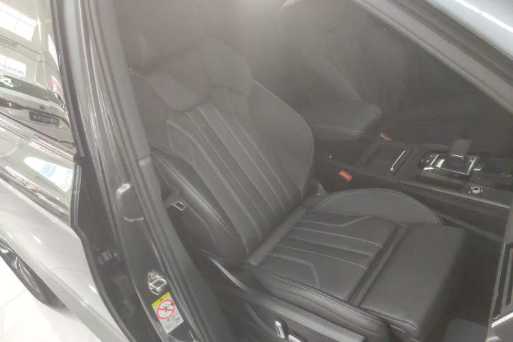 Used Audi Q5L 2024 40 TFSI Luxury Dynamic Edition
