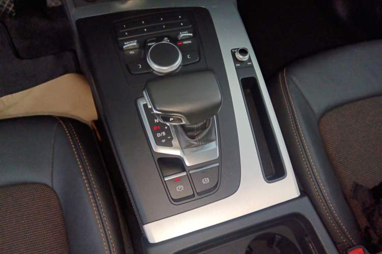 Used Audi Q5L 2020 Revised 40 TFSI Prestige Edition
