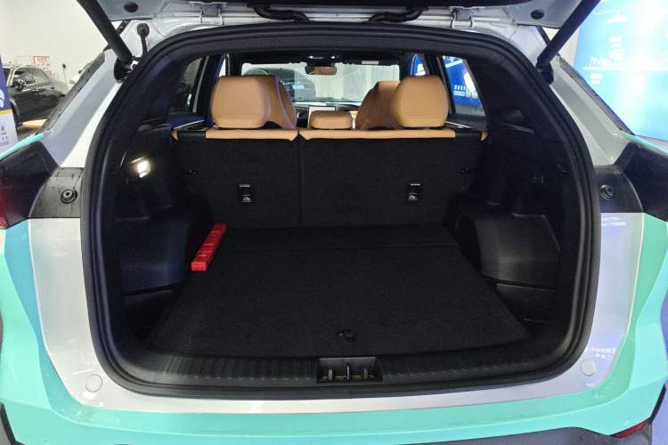 Used Geely Galaxy L7 2024 1.5T 115 km MAX Dragon Edition Trunk