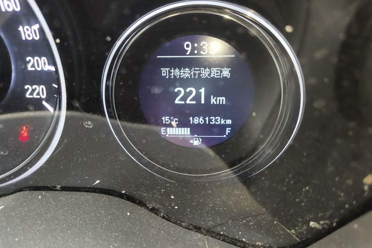 Used Honda Vezel 2015 1.8L CVT 2WD Luxury Model