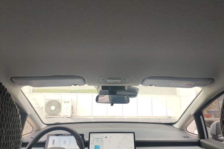 Used AION Y 2023 Younger Headliner