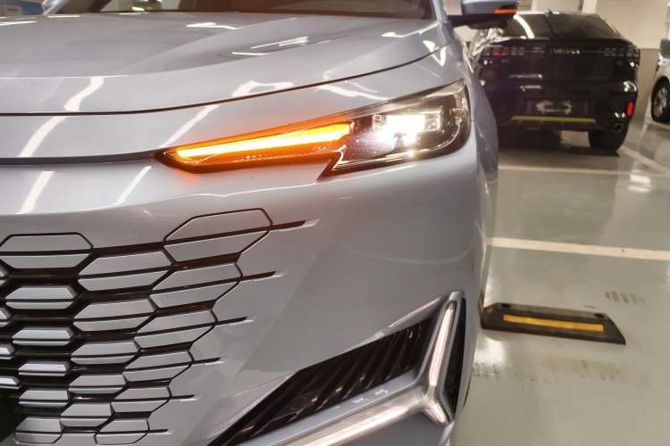 Used Changan UNI-K 2021 2.0T Prestige Edition
