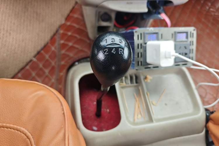 Used JAC Group Refine 2011 2.4L Government Procurement Version Manual Luxury Trim Gear Lever