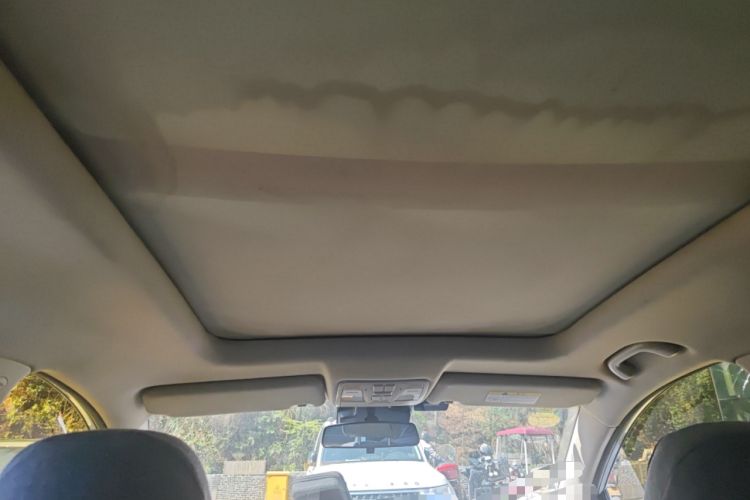 Used CHANGAN OSHAN A800 2017 1.5T Automatic ZhiZun Model
