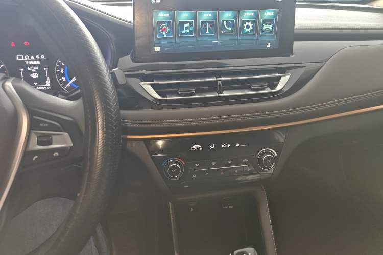 Used Changan Eado DT 2019 1.6L Manual Comfort Model China VI Standard