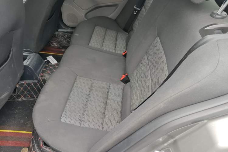 Used Skoda Octavia 2015 Classic Model 1.6L Manual Eado Version