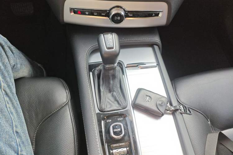 Used Volvo XC90 2017 T6 Zhiyi Edition 7-seater
