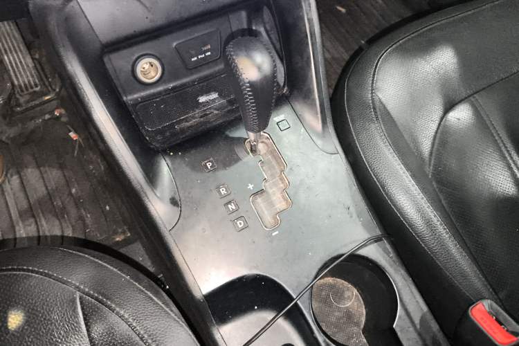 Used Hyundai ix35 2013 2.0L Automatic Two-Wheel Drive Smart GLS China IV Standard
