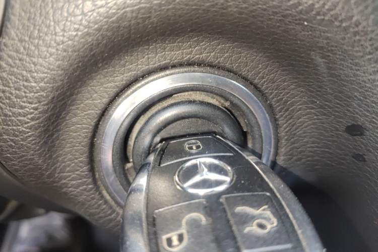 Used Mercedes-Benz SLK-Class 2011 SLK 200 Fashion Model