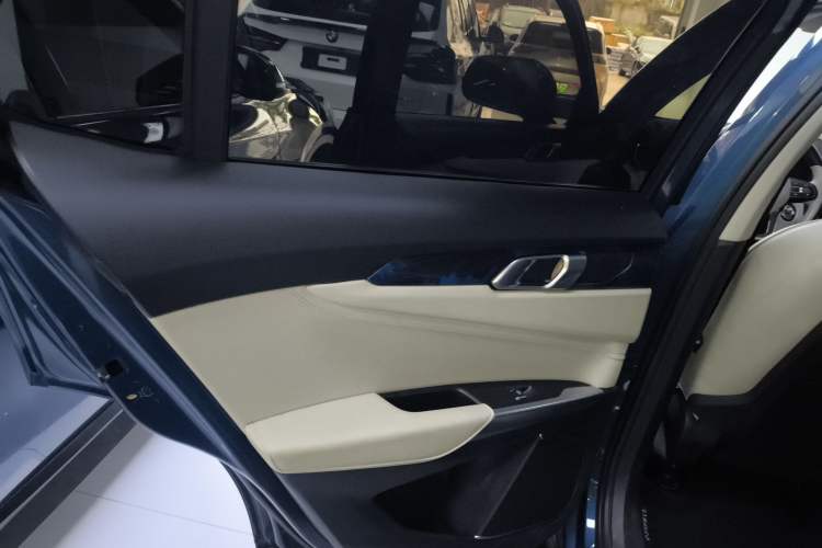 Used Lynk & Co 01 2017 2.0T Two-Wheel Drive Zhaopu Version