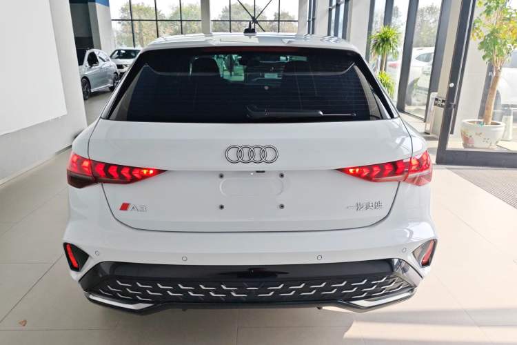 Used Audi A3 2025 Sportback 35TFSI Prestige Edition
