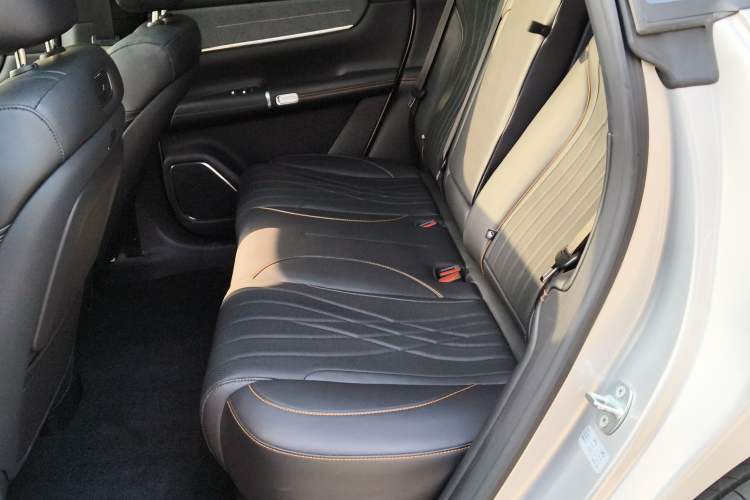 Used CHANGAN NEVO Q07 2025 215 Flagship PLUS
