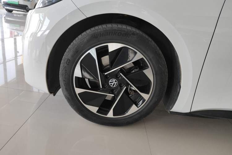 Used Volkswagen ID.3 2024 Outstanding Edition Left Front Wheel Hub