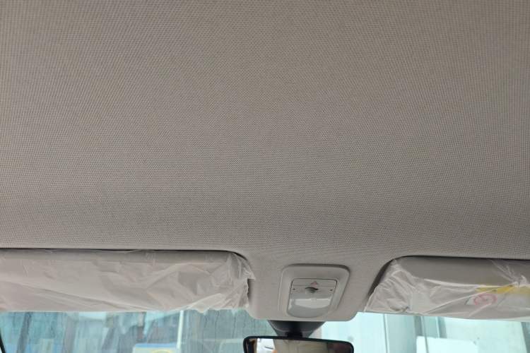 Used Wuling Hongguang MINIEV 2025 Four-Door Version Premium Edition Headliner