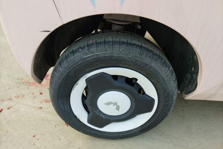 Used Wuling Hongguang MINIEV 2022 Macaron Premium Model – Lithium Iron Phosphate
