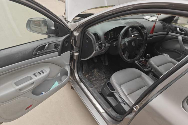 Used Skoda Octavia 2013 1.6L Manual Yijun Edition
