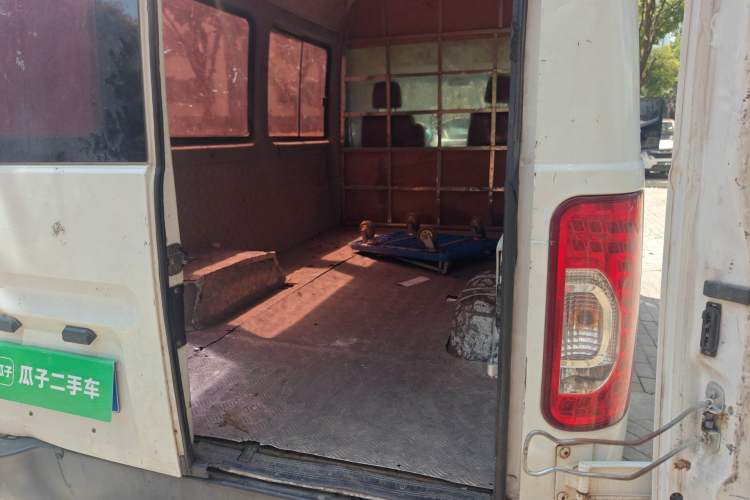 Used Iveco Power Daily 2017 2.5T Deluxe A37 High-Roof 6-7 Seater Bus 47Z5