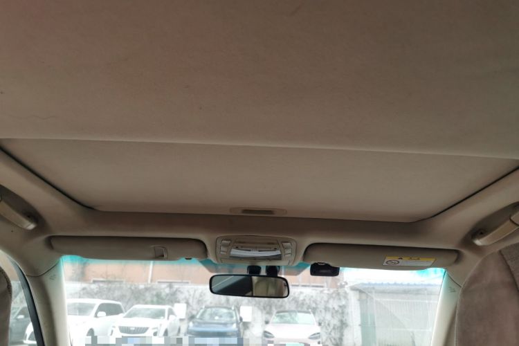 Used Toyota Crown 2010 3.0L Royal Saloon Headliner
