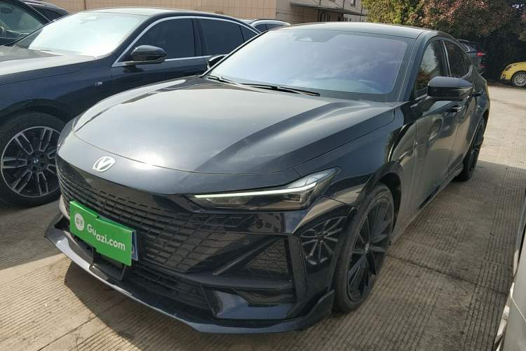 Used CHANGAN UNI-V 2023 1.5T Sport Edition