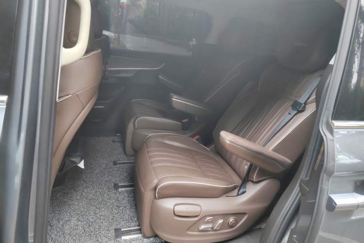 Used Roewe iMAX8 New Energy 2022 Golden Edition Left Rear Seat