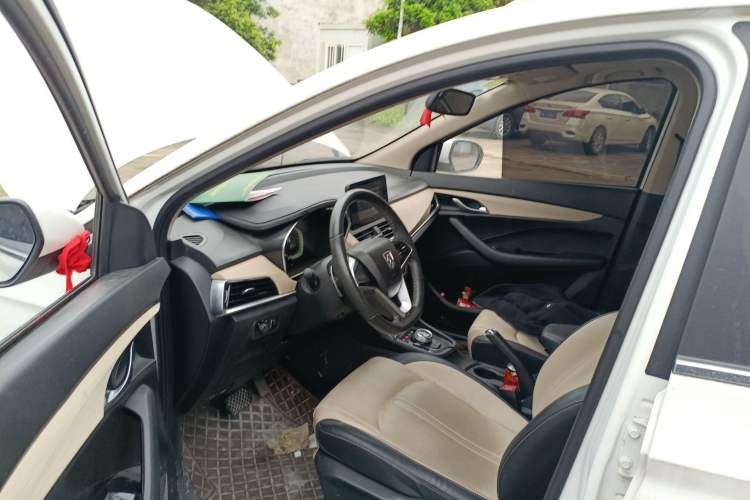 Used Baojun 360 2019 1.5L Automatic Luxury Edition China VI
