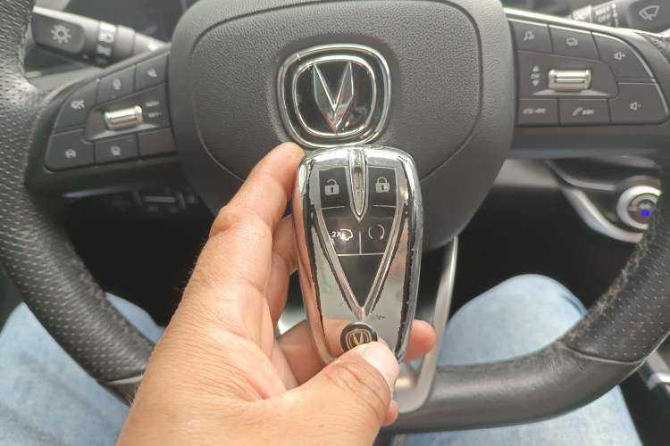 Used CHANGAN Eado 2021 PLUS Blue Whale NE 1.4T GDI DCT Flagship Model Vehicle Key