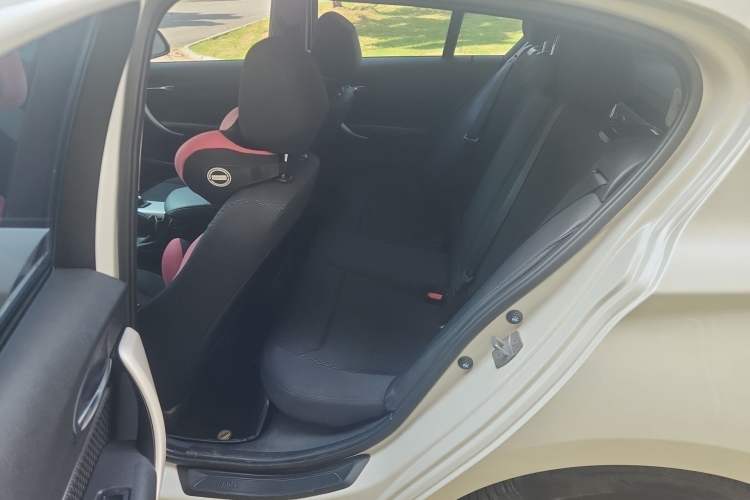 Used BMW 1 Series 2013 Facelifted 118i Leading Edition