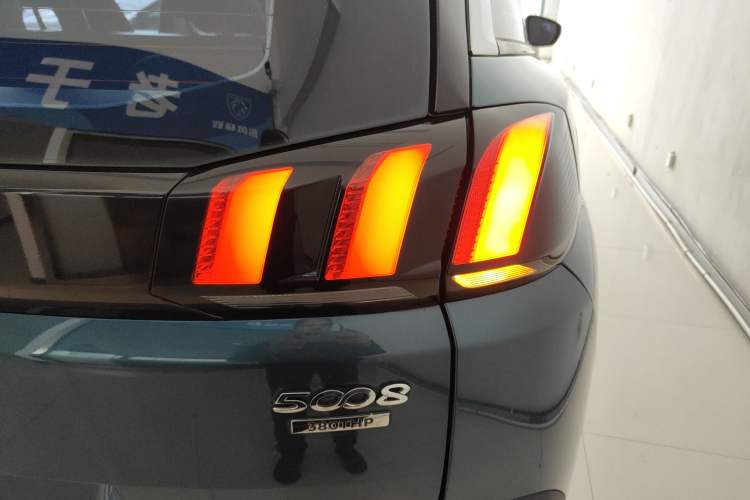 Used Peugeot 5008 2017 380THP 7-Seater Elite Edition Exterior 3