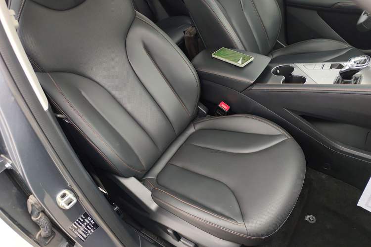 Used Roewe RX5 2023 1.5T Elite Edition