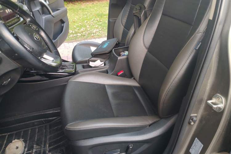 Used Kia Sportage R 2018 2.0L Automatic Smart Luxury Version China V Standard Left Front Seat