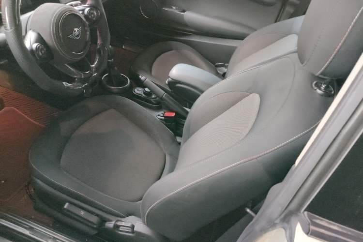 Used MINI MINI 2016 1.2T ONE Pioneer Edition
