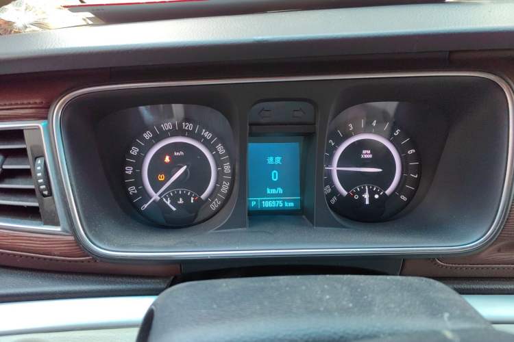 Used Buick GL8 2017 25S Luxury Version China V Standard
