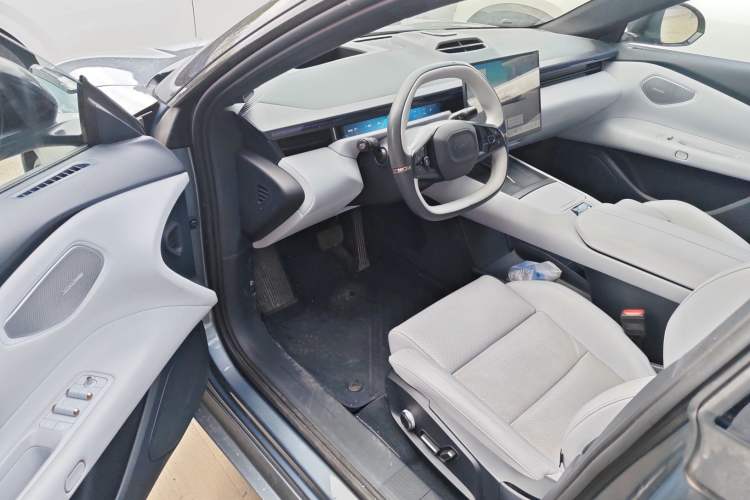 Used Lynk & Co Z10 2025 95 kWh 702 km All-Wheel Drive Intelligent Driving Ultra