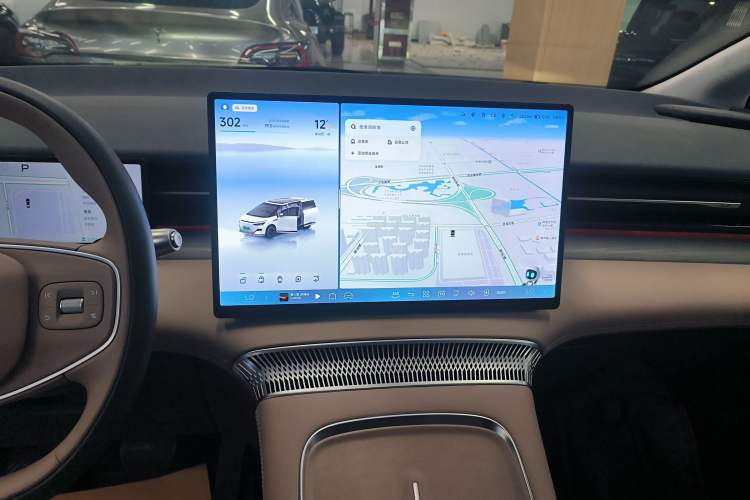 Used XPeng X9 2025 740 Ultra-Long Range Max
