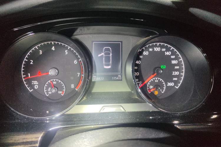 Used Volkswagen Lamando 2015 330TSI DSG Comfort Edition Instrument Cluster