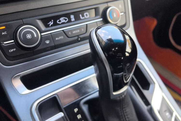 Used Geely Auto Emgrand 2018 1.5L CVT Upward Connect Edition
