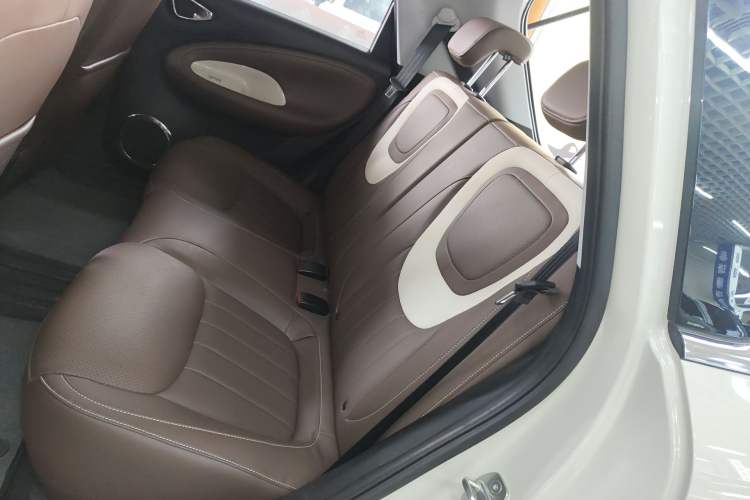 Used Wuling Bingo 2024 333 km Enjoyment Version Left Rear Seat